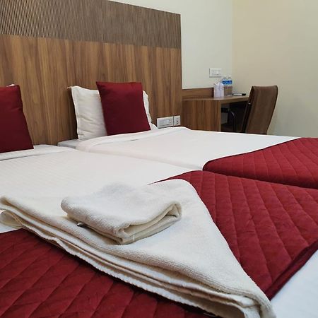 Hotel Deepakam Inn Palakkad Eksteriør bilde